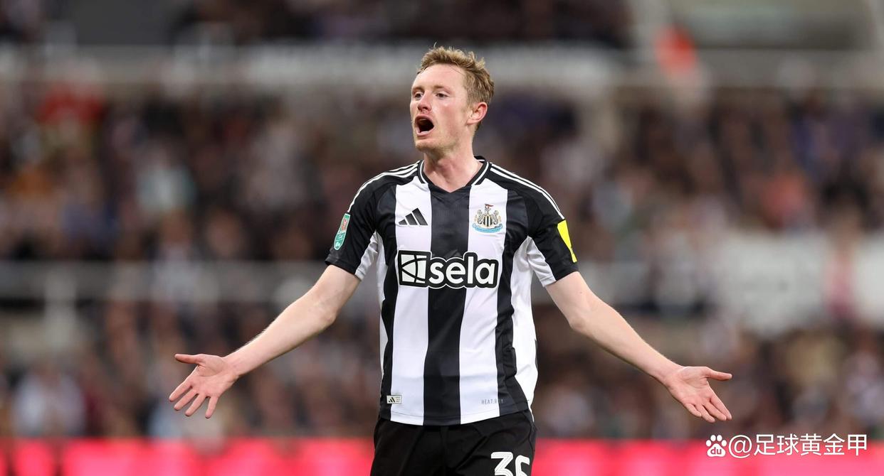 包含欧冠倒计时，纽卡斯尔今晨队长鼓劲，细节引发关注，信心回归，轮换策略成焦点的词条