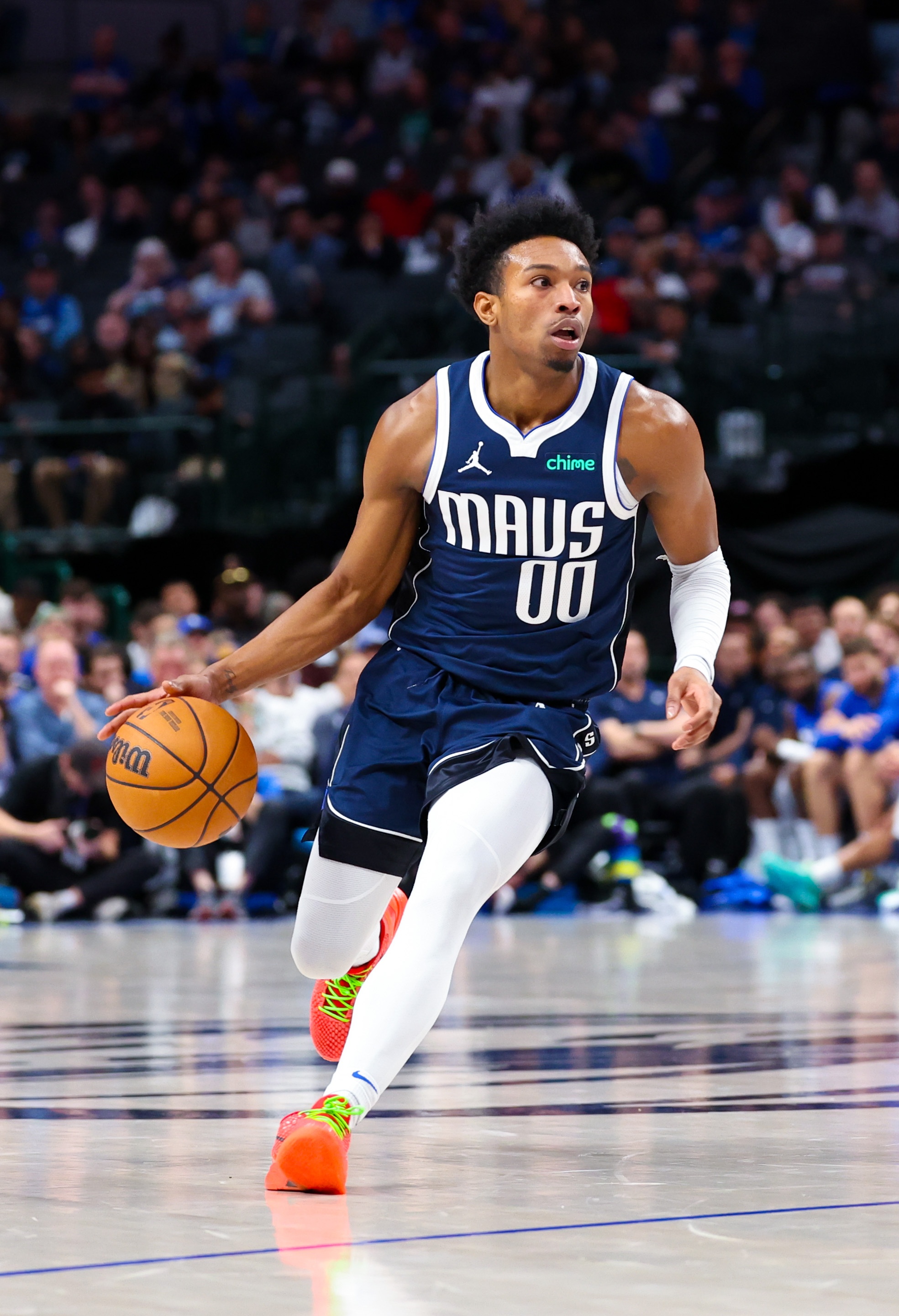 孟菲斯灰熊训练开放日，窗口期队长鼓劲引欢呼，NBA总决赛在即，年轻球员得到机会的简单介绍